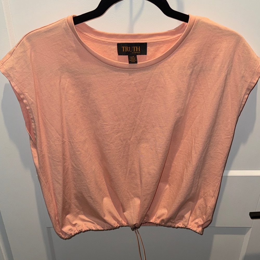 Truth Women's Light Coral Short Sleeve Top